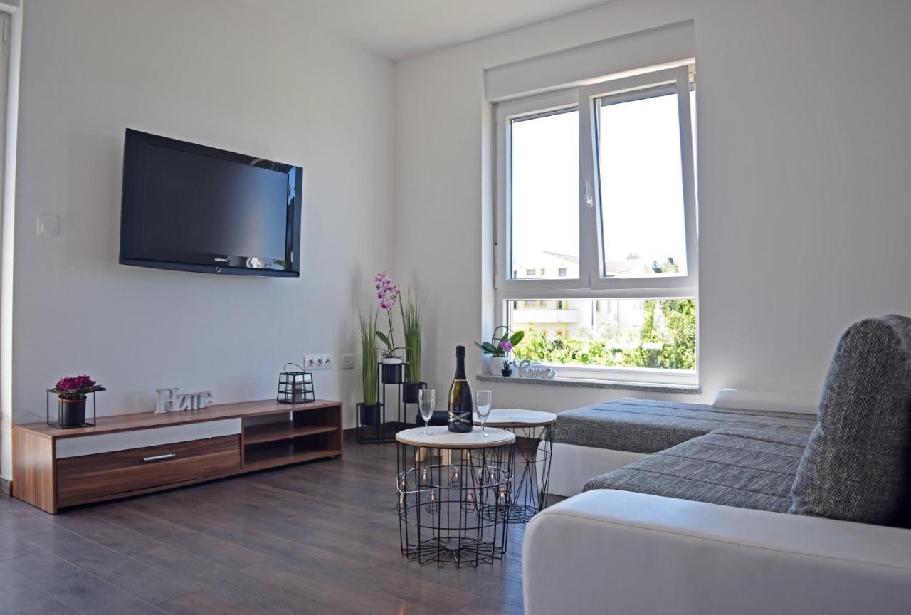 Summer Breeze Apartment